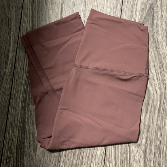 LEGGING - Picture 2 of 3